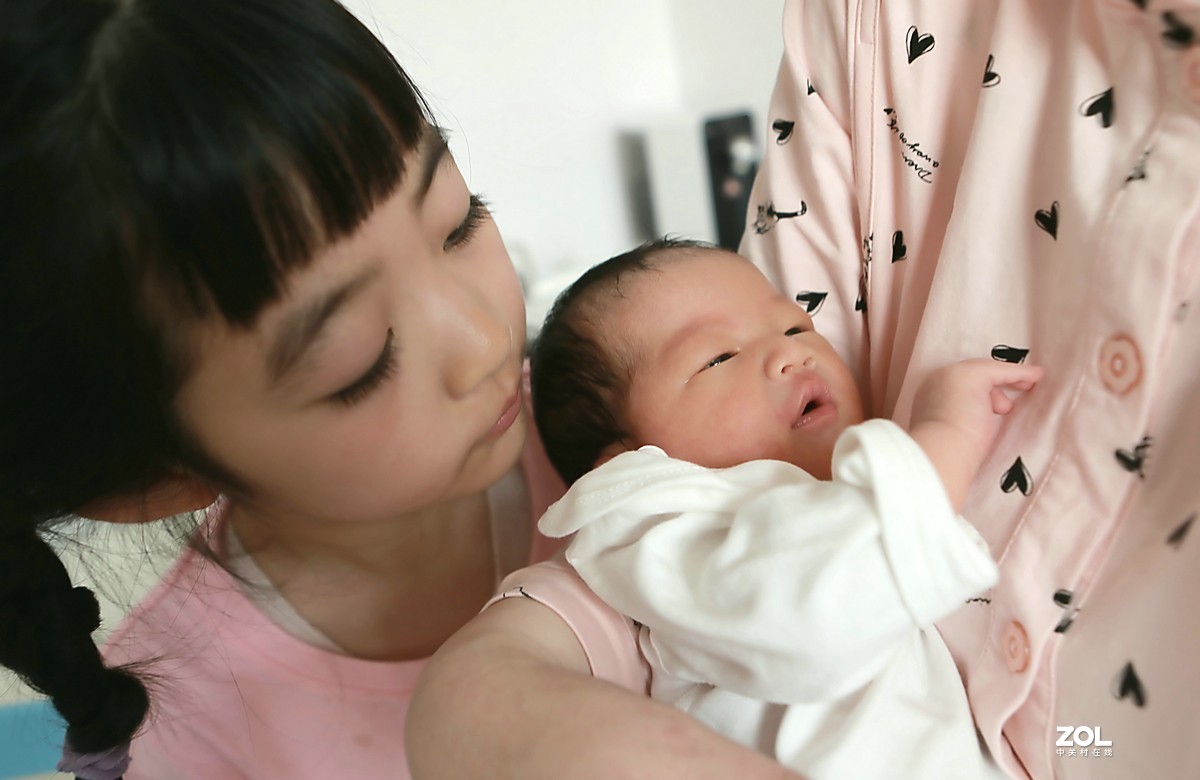 宁宁和她的妹妹--小鹿