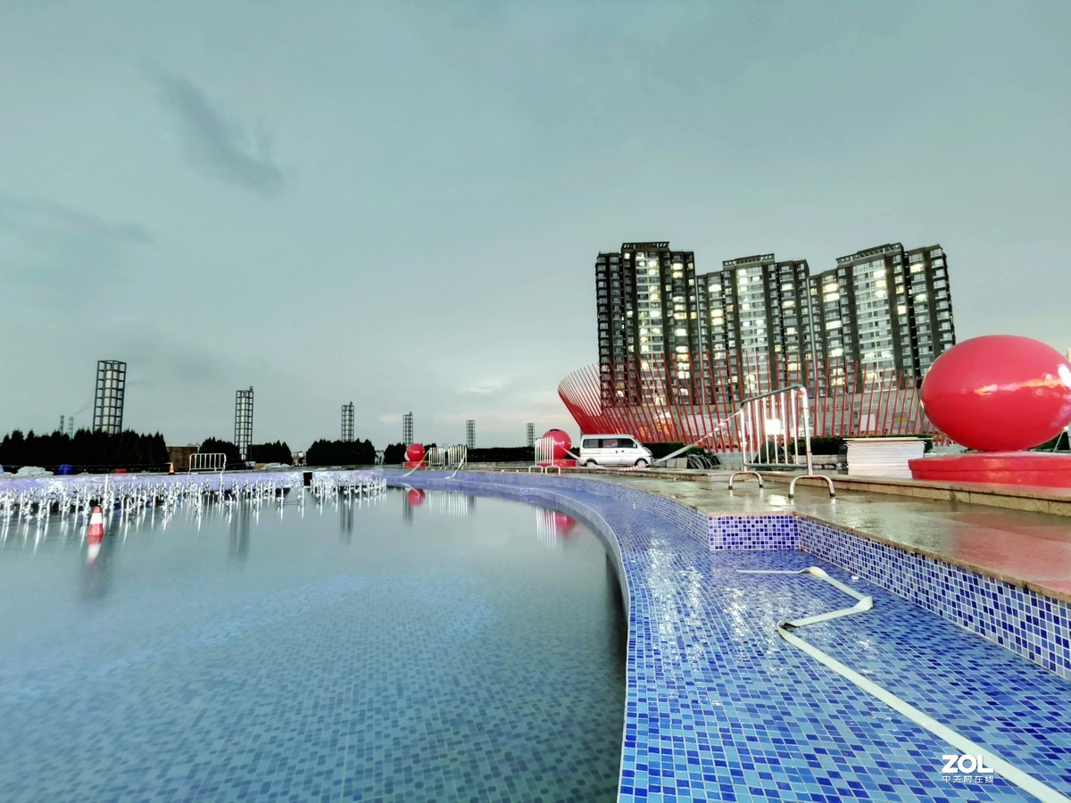 全国第一个主题夜市-月亮猴魔法夜市落户淄川银座广场