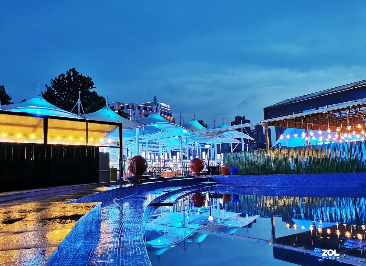 全国第一个主题夜市-月亮猴魔法夜市落户淄川银座广场