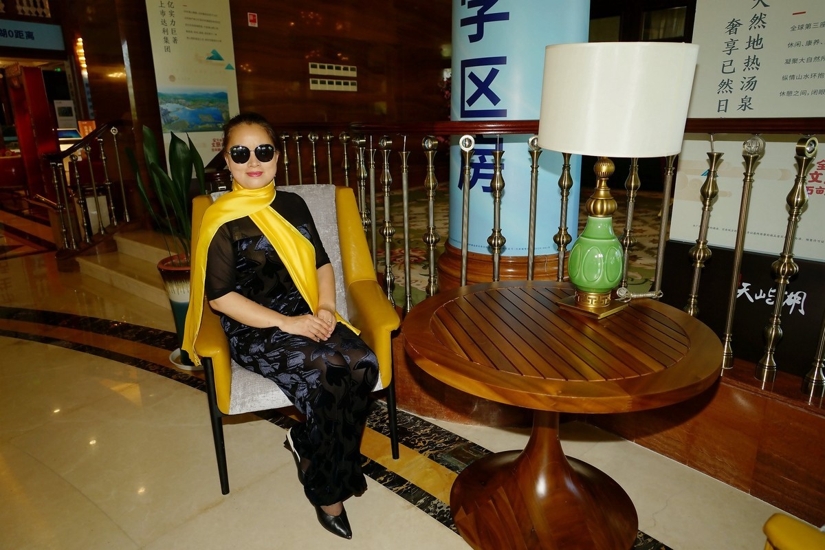 室内环境人像----天屿湖宾馆内的美女们！