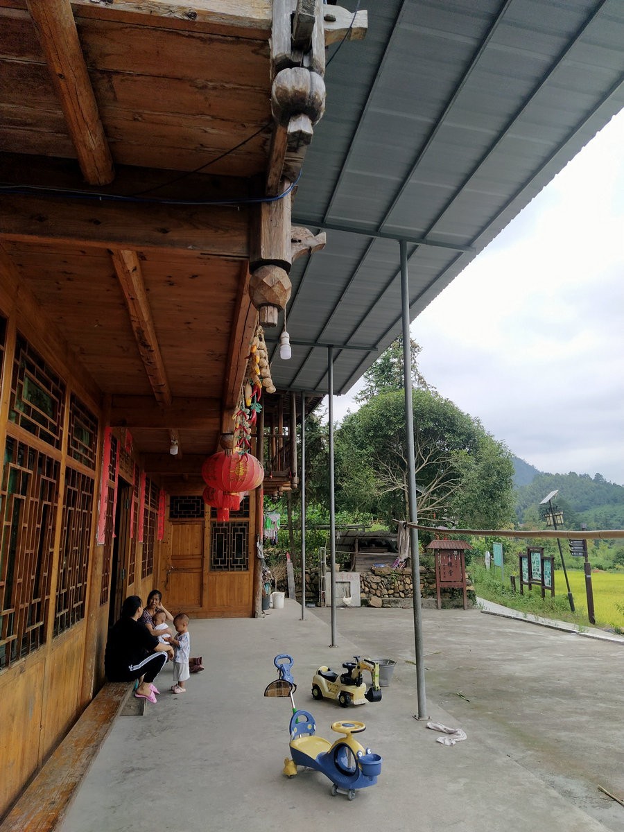 2021秋 湘西南（22）那山、那人、那狗