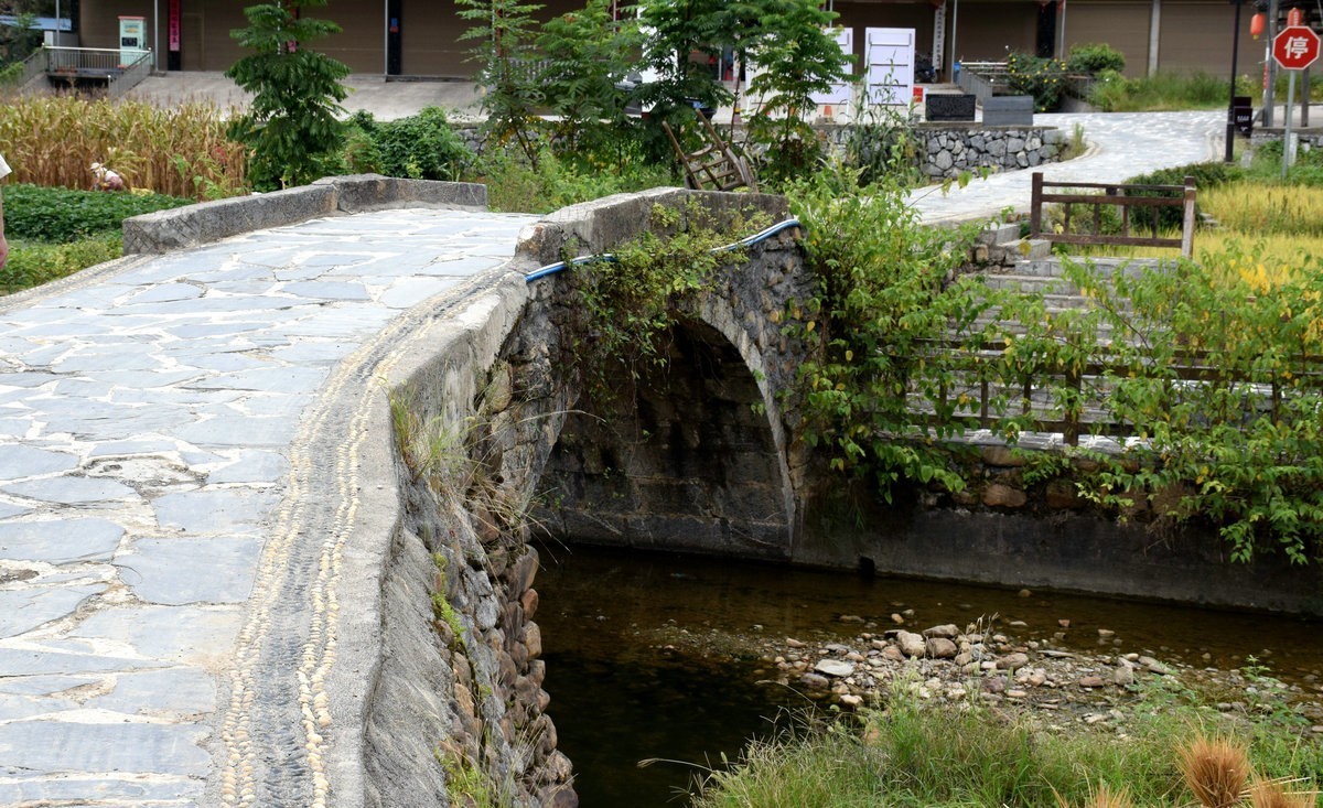 2021秋 湘西南（22）那山、那人、那狗