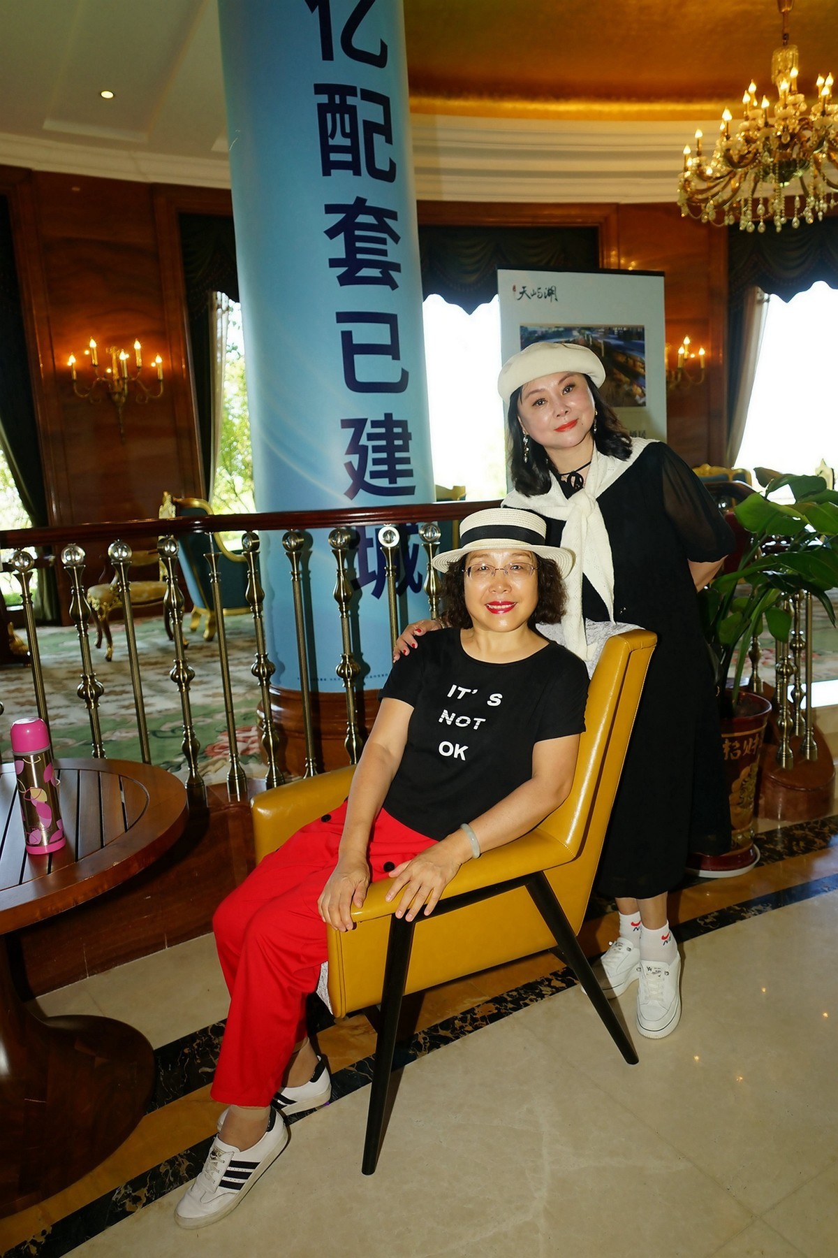 室内环境人像----天屿湖宾馆内的美女们！