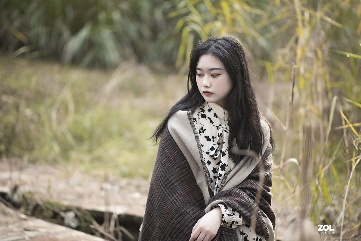 植物园里的妙龄少女