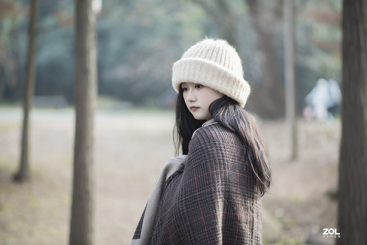 植物园里的妙龄少女