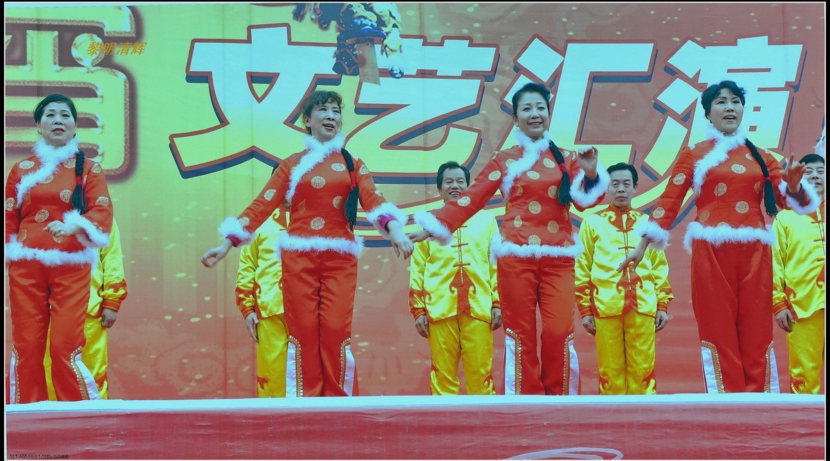 舞台表演：唱唱武汉热干面—1