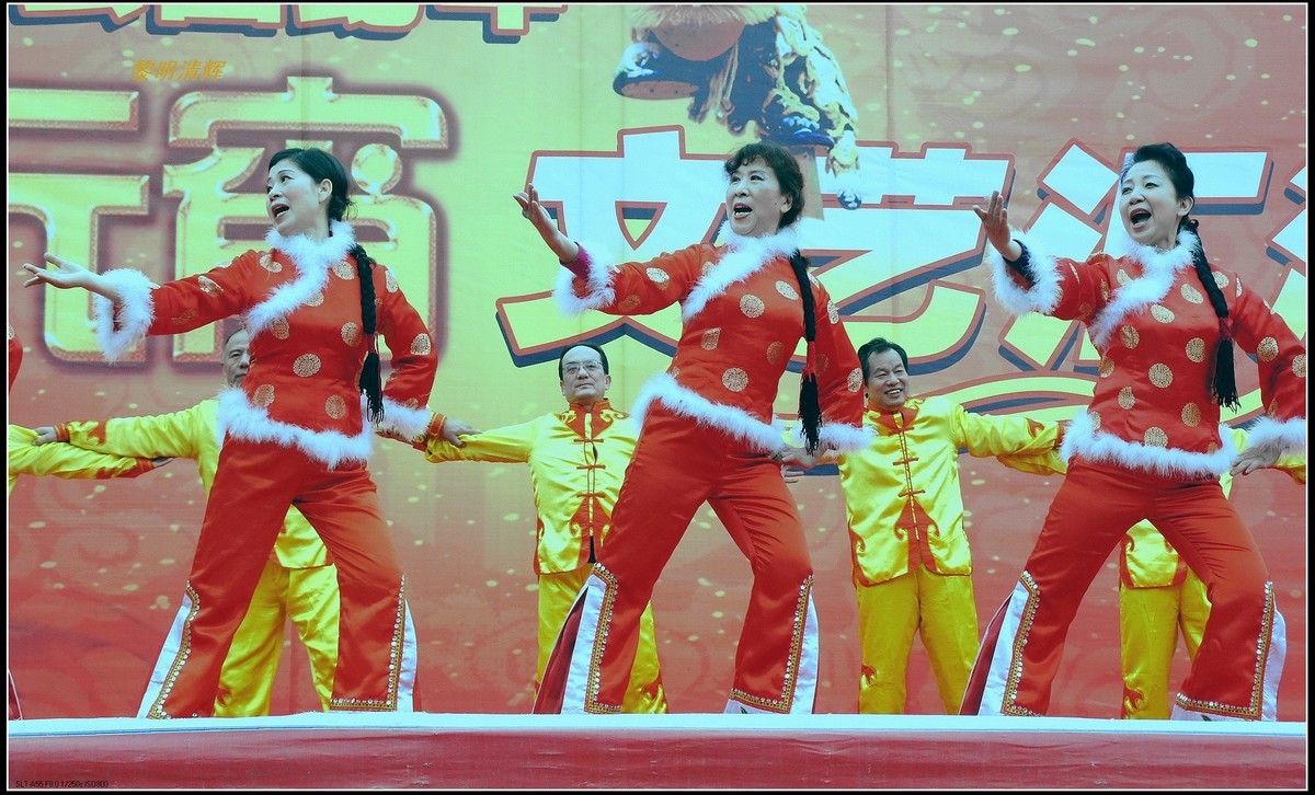 舞台表演：唱唱武汉热干面—1