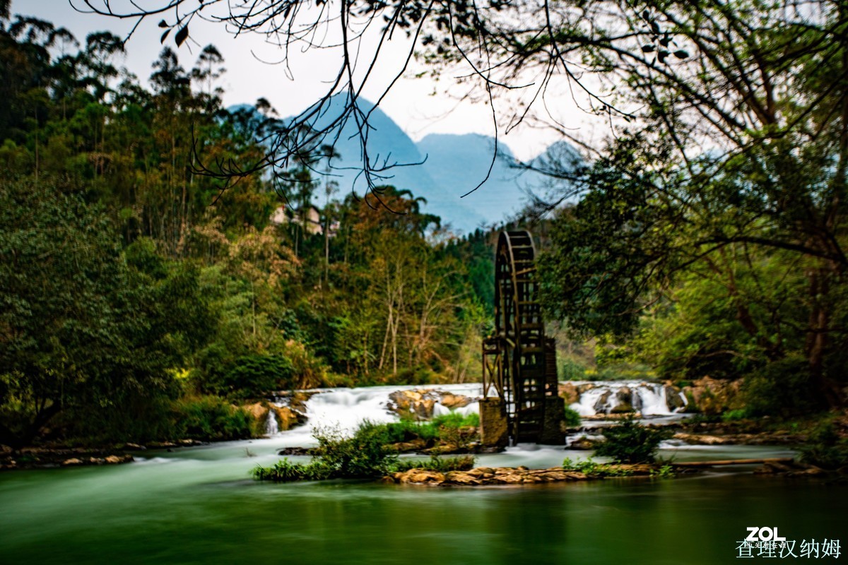 云南罗平流水瀑布1组