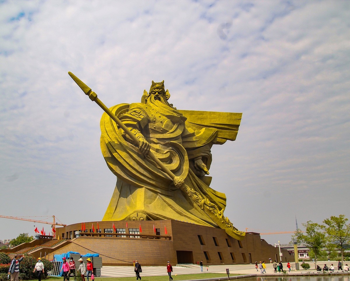 違建的關公像，現已拆除了！