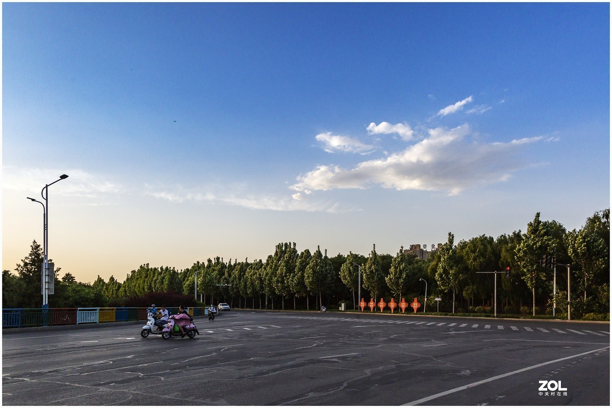 故乡飘过天边的云