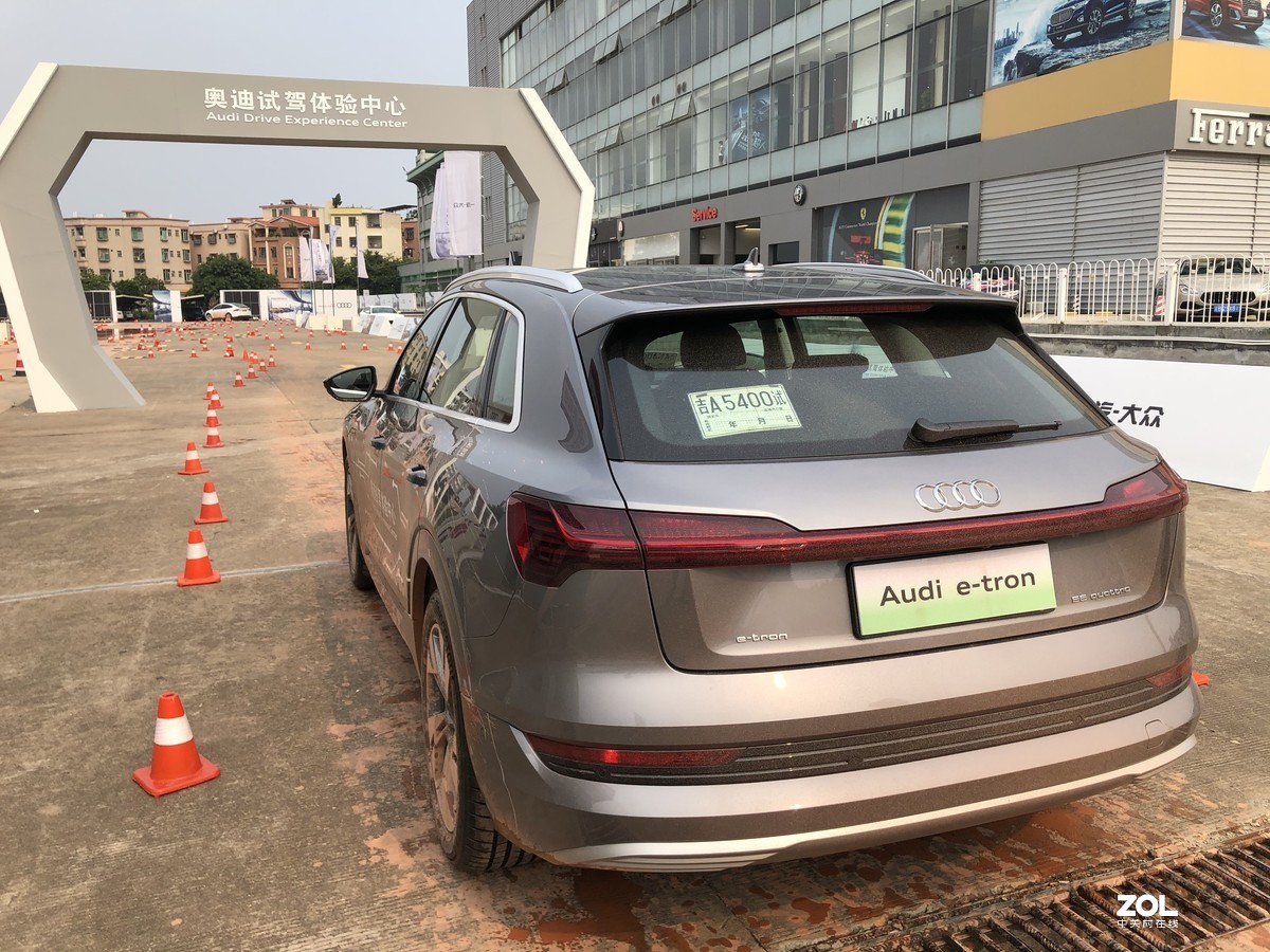 奥迪Q7、Q8越野试驾活动