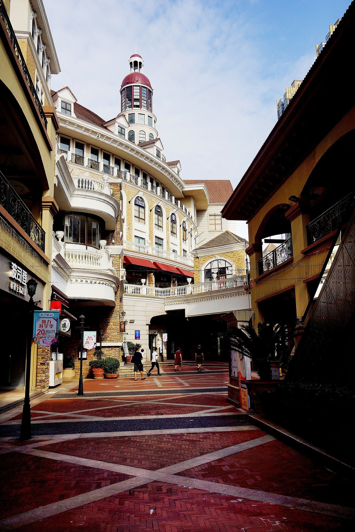 武汉印象---光谷步行街随拍！