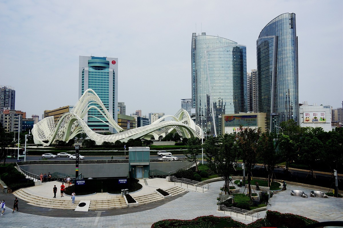 武汉印象---光谷步行街随拍！