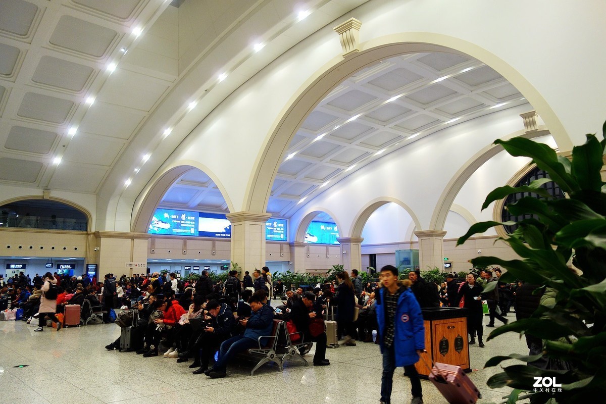 哈尔滨火车站候车大厅（建设未完）随拍-中关村在线摄影论坛