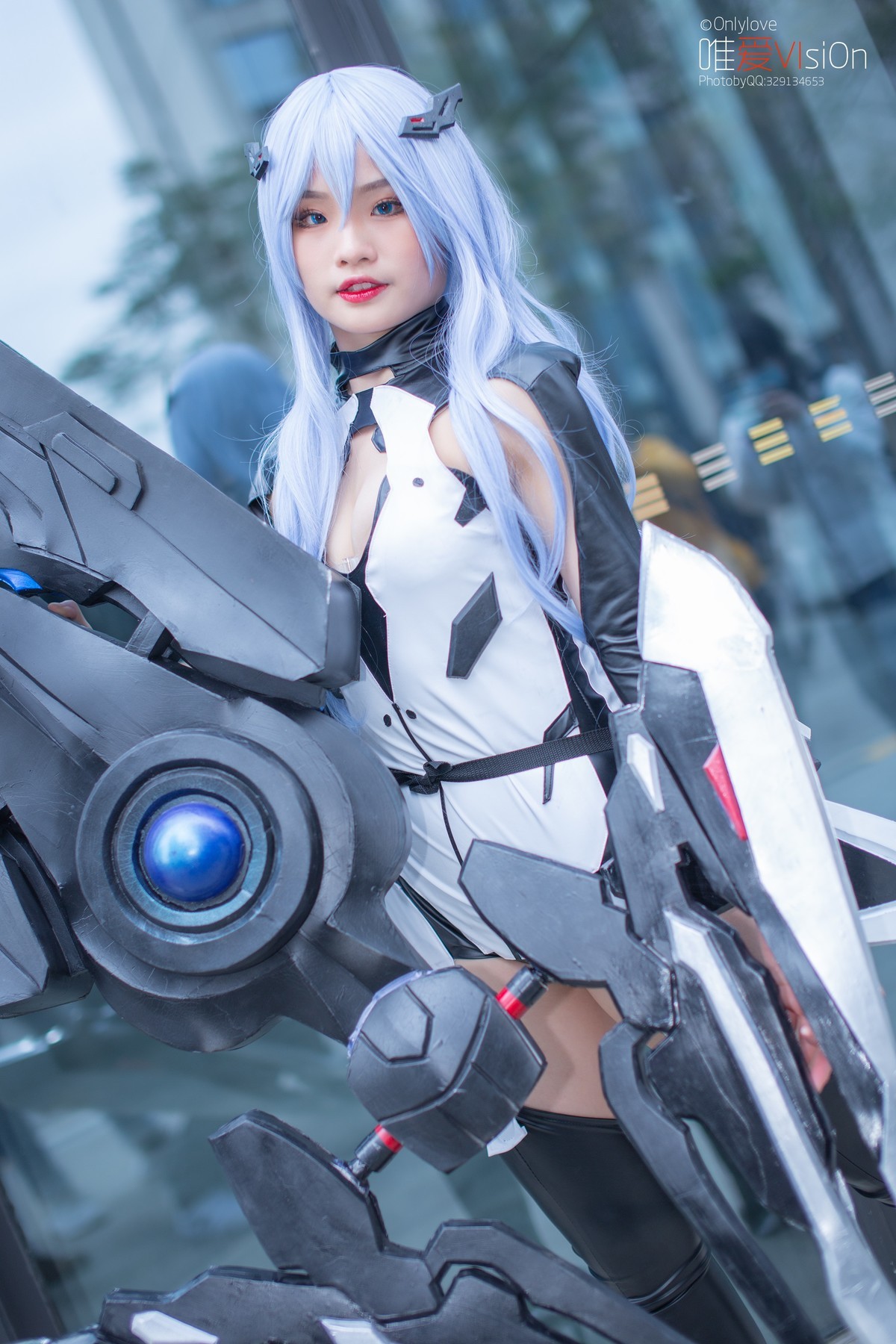 蕾西亚cosbeatless黑色秘棺