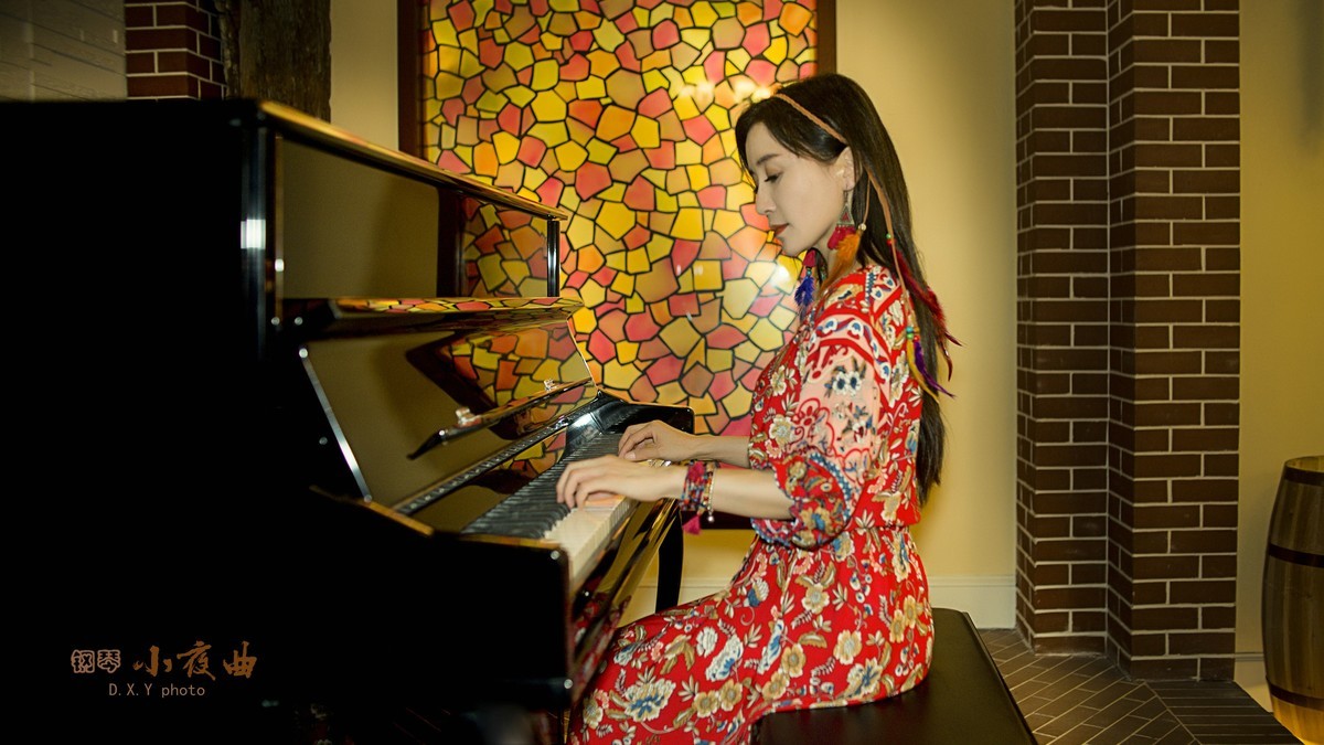 钢琴小夜曲