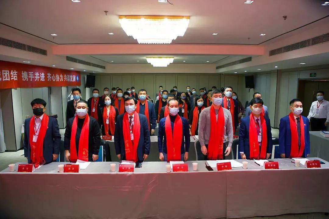 西安市咸阳商会授牌仪式隆重举行 旬邑籍企业家张小鹏当选首任会长