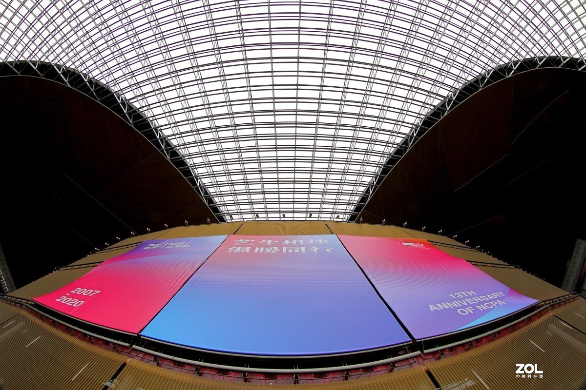 佳能EOS RP怕国家大剧院