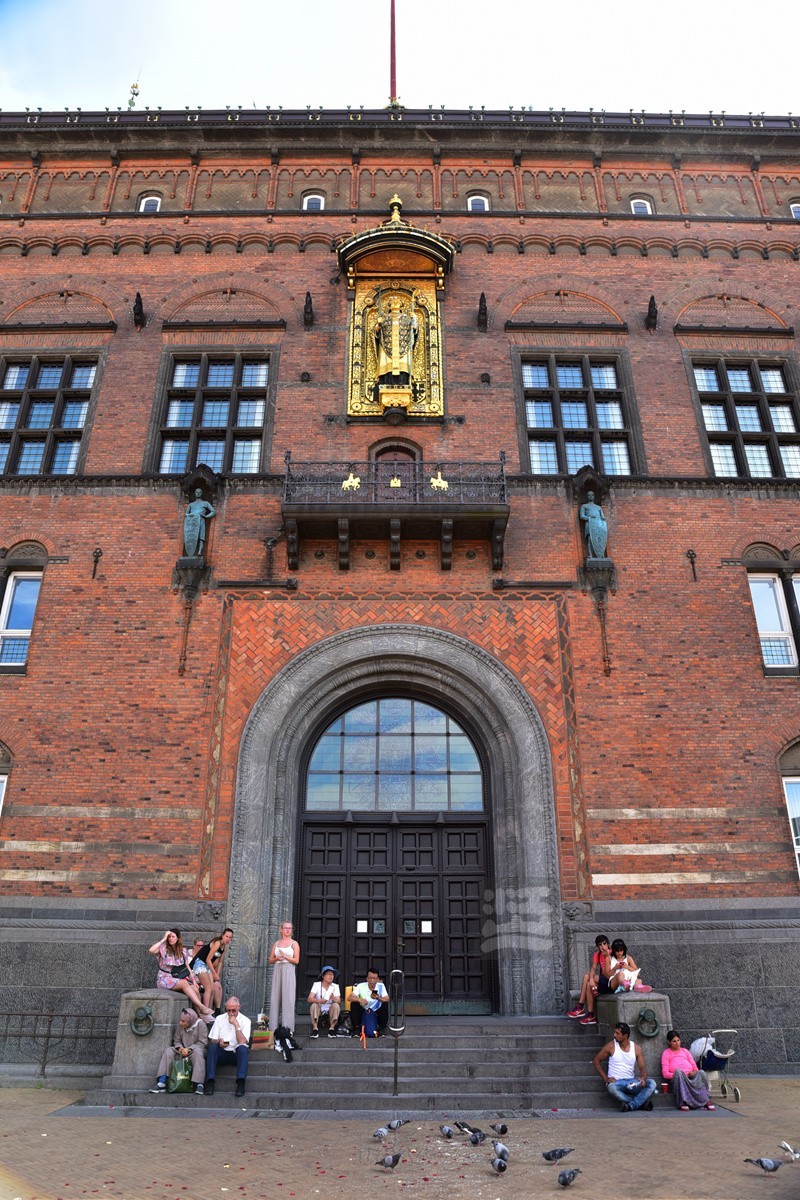 【人在旅途】丹麦哥本哈根市政厅附近——老片回味