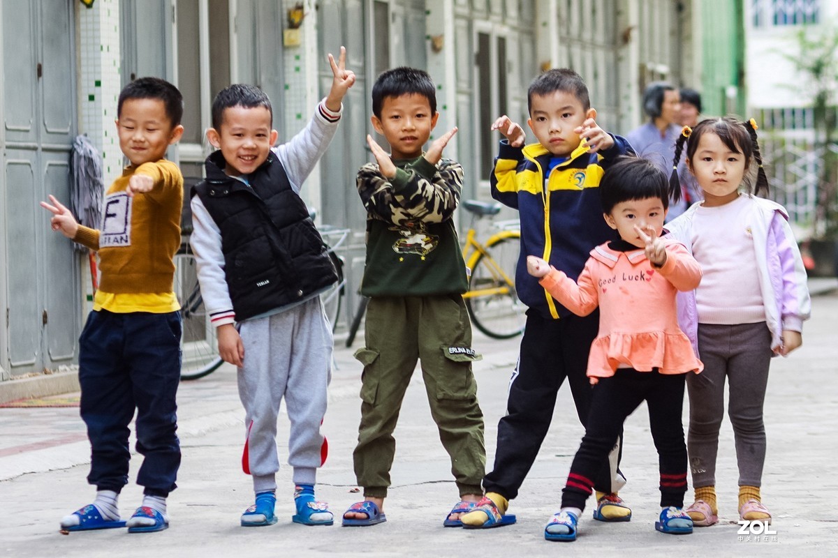 国产神头---永诺85MMF1.8调色后，给想入此头的影友参考