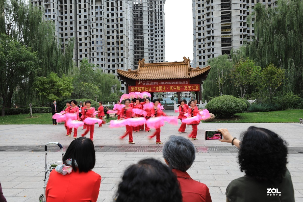 庆国庆迎中秋汇演扇子舞