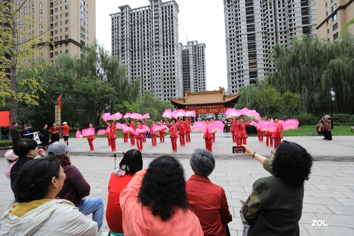 庆国庆迎中秋汇演扇子舞