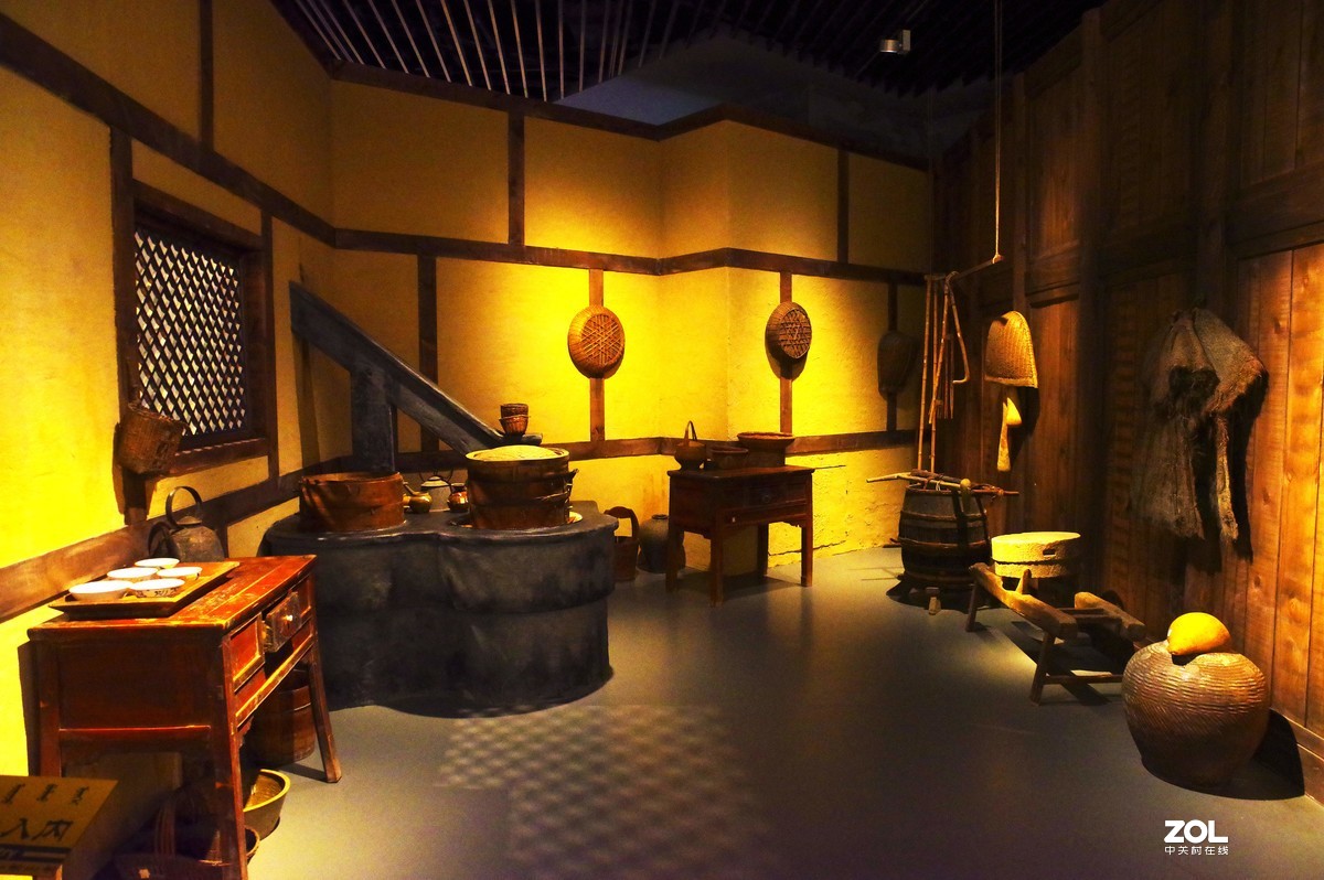 内蒙古--呼和浩特---昭君墓【2】内部图片介绍及雕塑