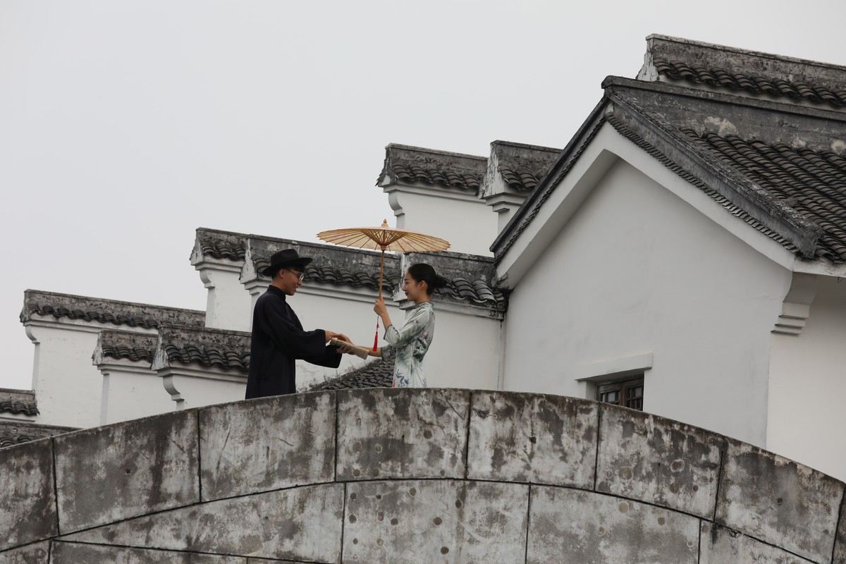 柔情似水，拱桥遗梦（央视NANHAI影视城雨巷纪实随拍）