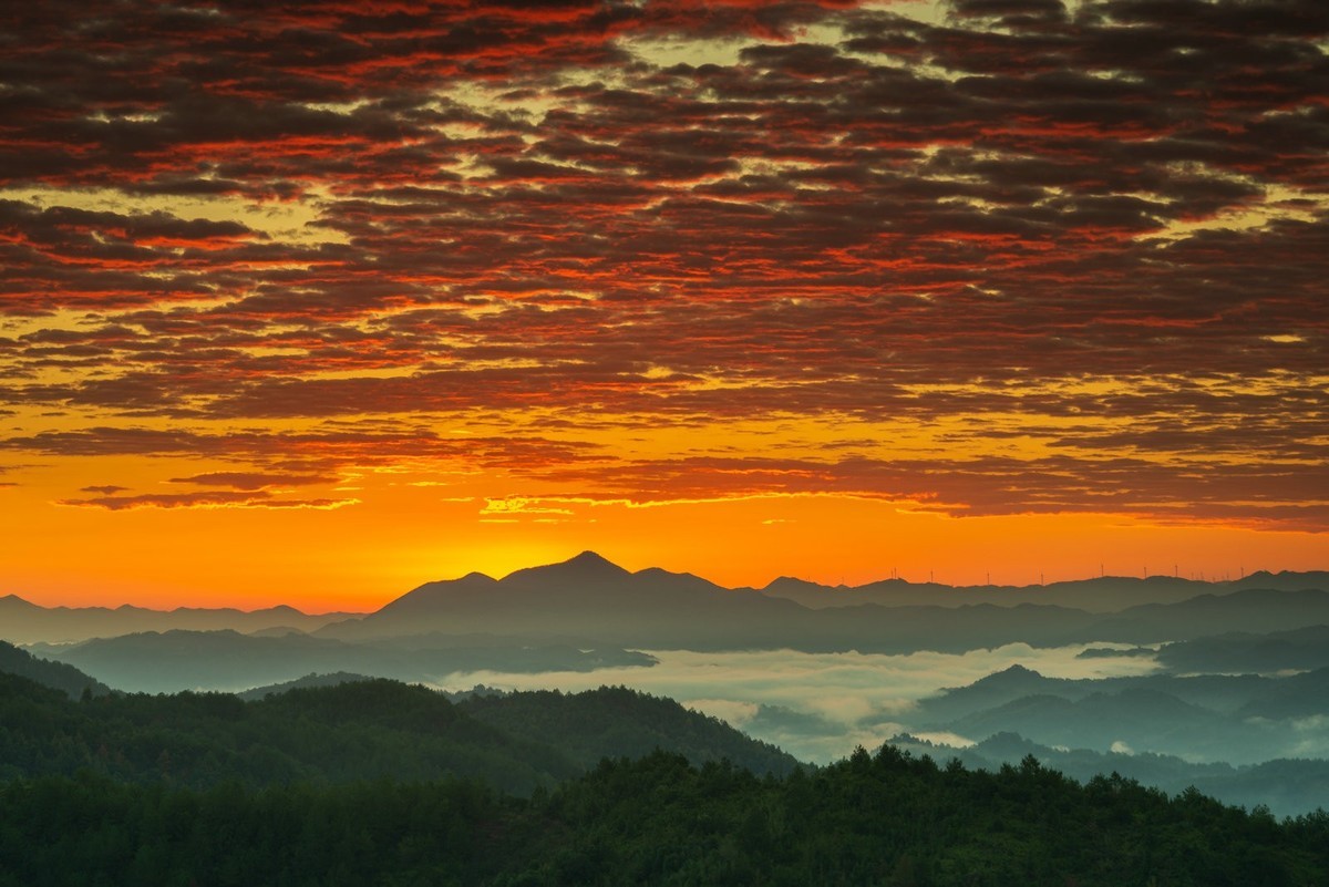 韶关南雄自驾浪游拙作--军营寨日出