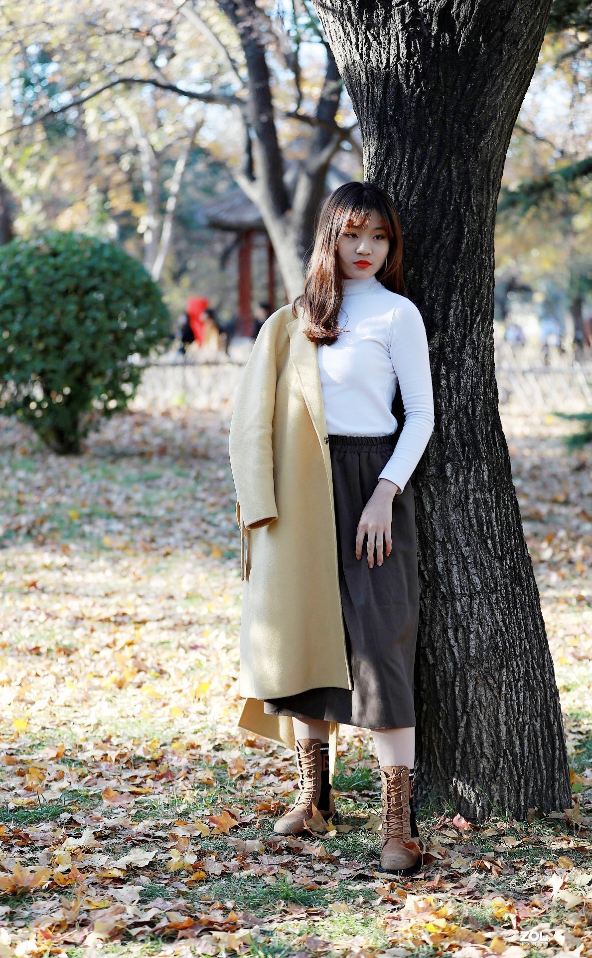 摄影论坛 摄影作品论坛 人像摄影论坛 秋天的人像(2)器材:佳能5d mark