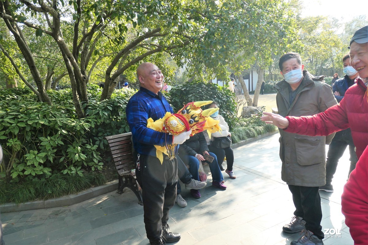 【舞龙】——摄于上海桂林公园