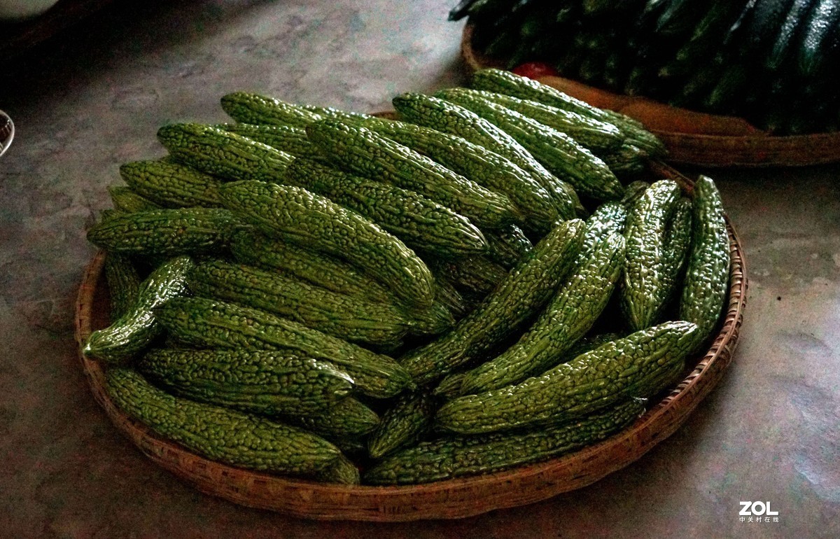 从假乱真一一陶泥艺术，市场价15万元