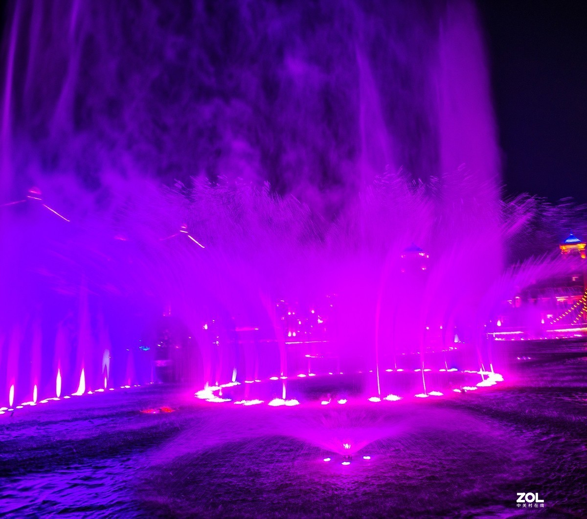 飞马水城音乐喷泉图片