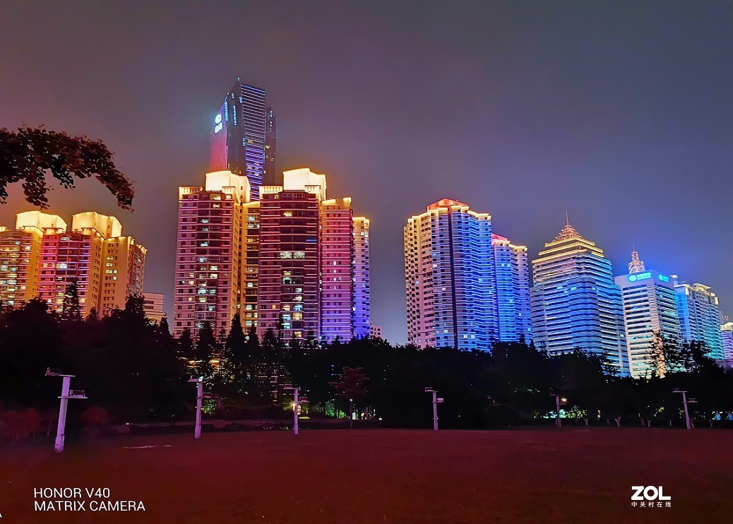 手机《夜景》片，真不能小视现在手机的实力，硬件提高和高科技的内部优化让人惊奇