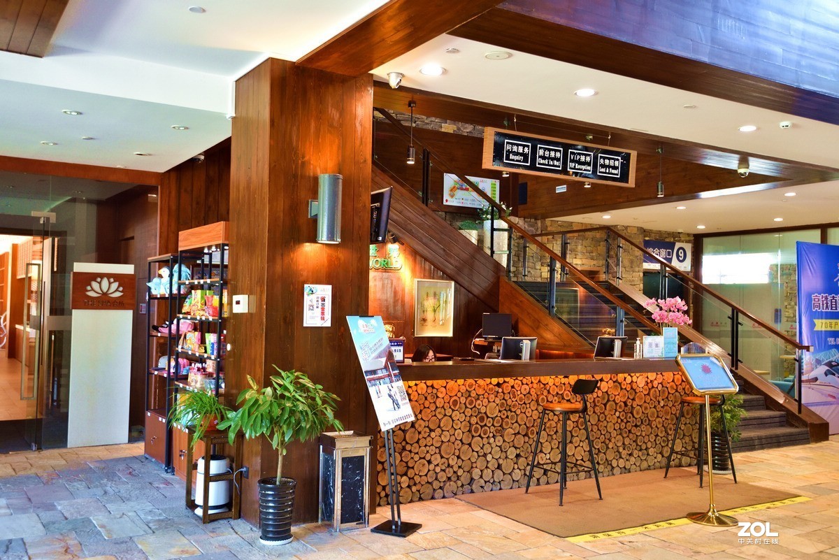 夏日的云顶滑雪场风光