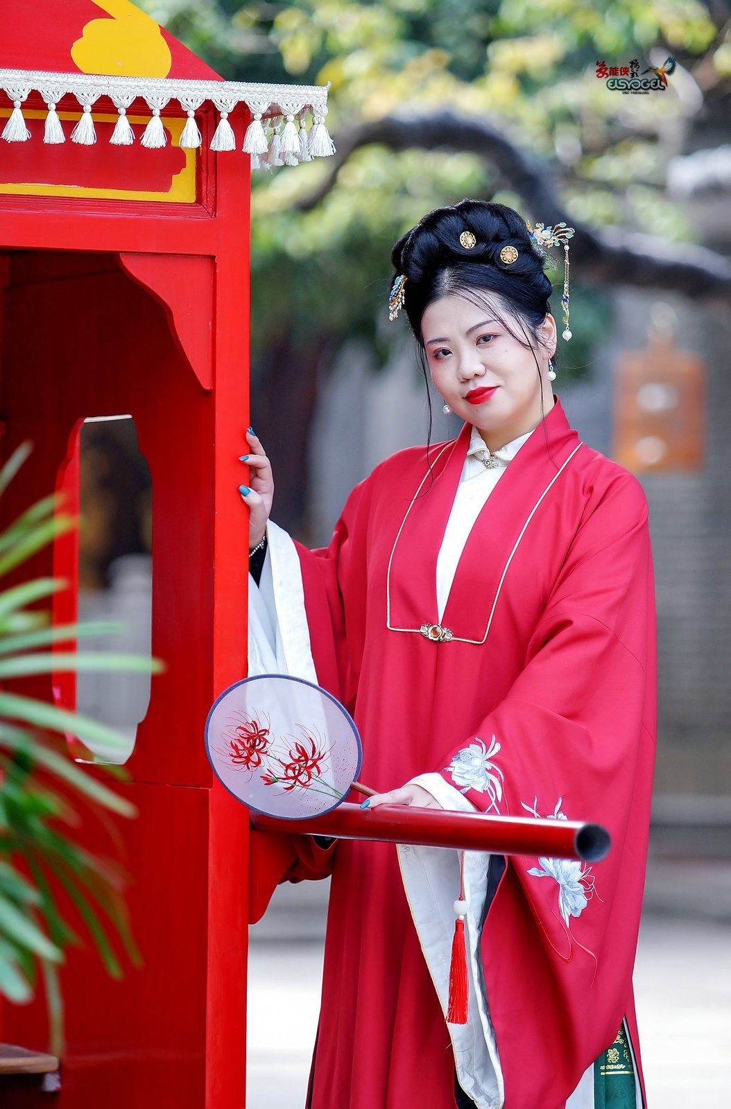 【佘荫山房·汉服美女】---小尹