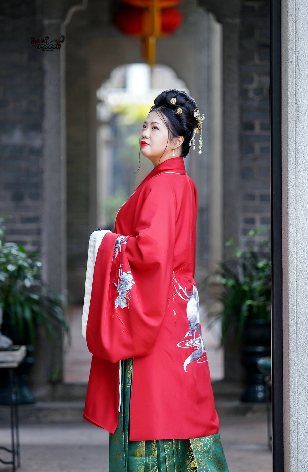 【佘荫山房·汉服美女】---小尹