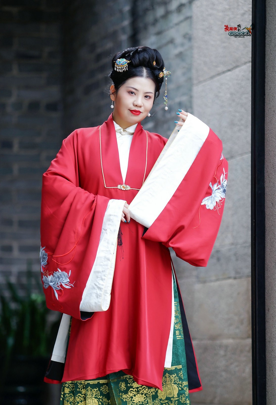 【佘荫山房·汉服美女】---小尹