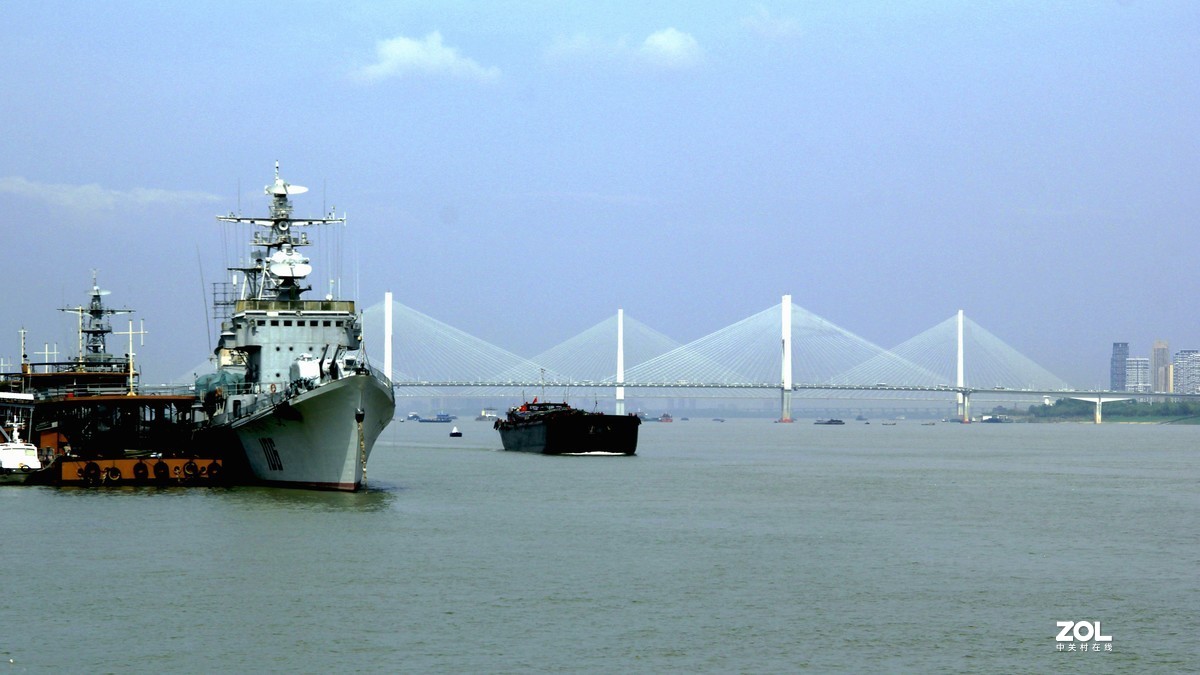 烟花三月下江南---武汉--游览长江【3】