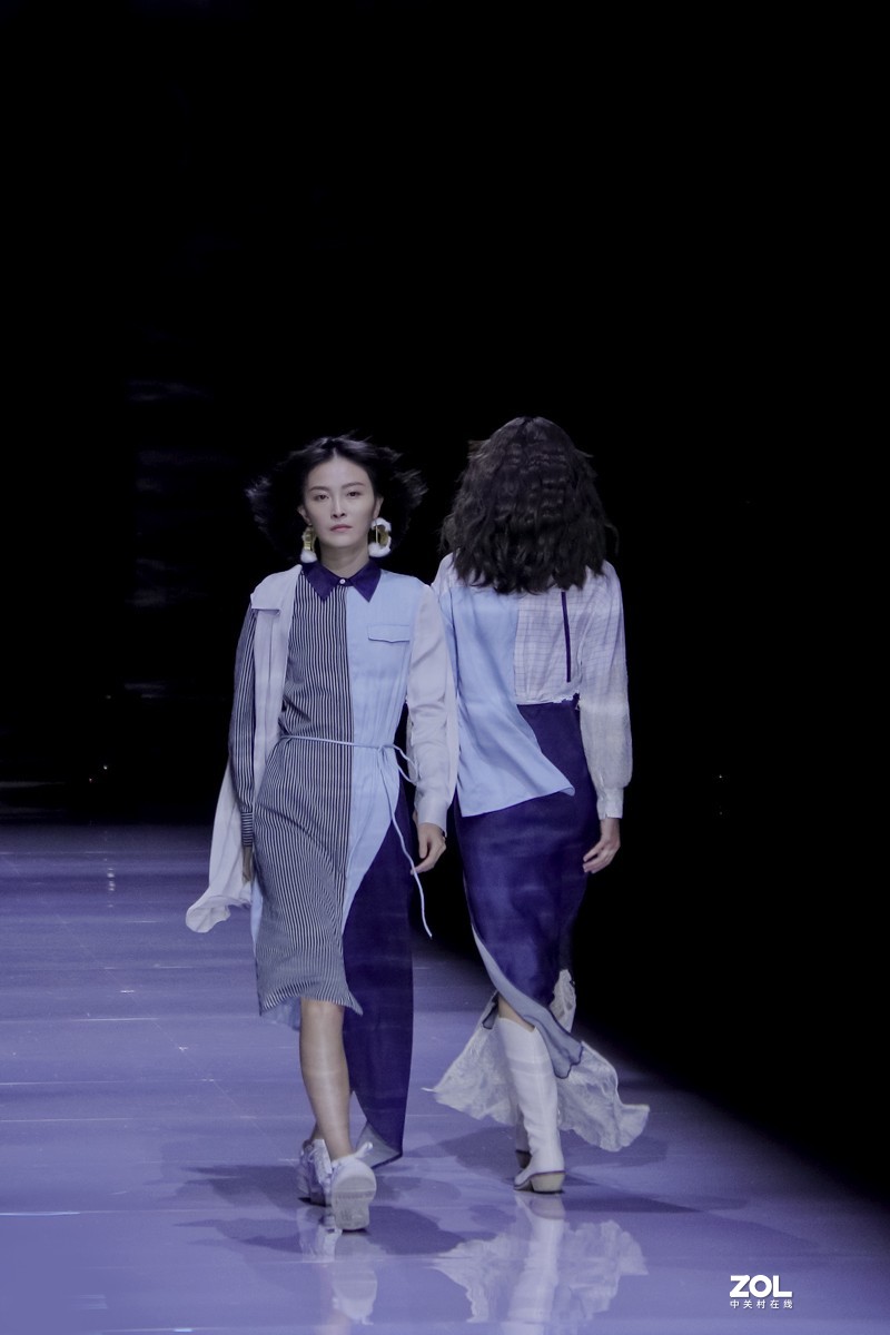 清晰度很差，与车模拍摄无法比