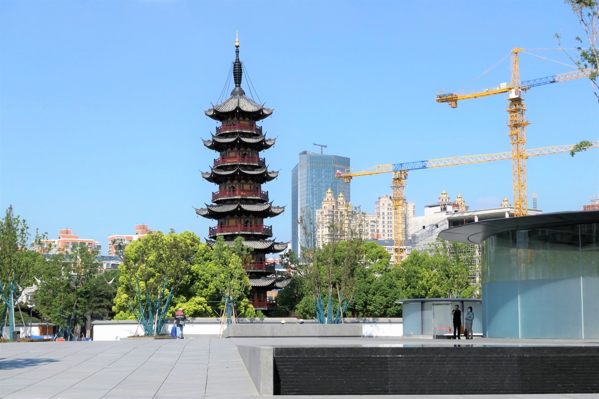 【上海龙华宝塔】