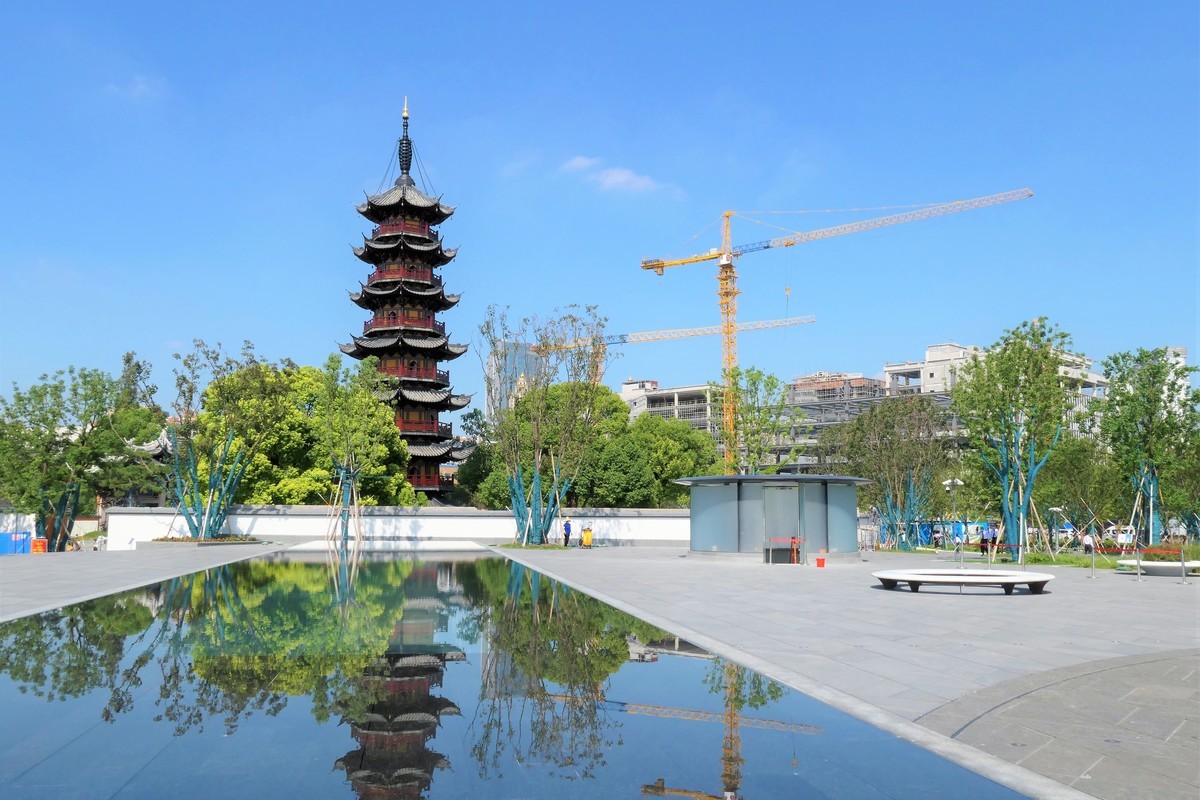 【上海龙华宝塔】