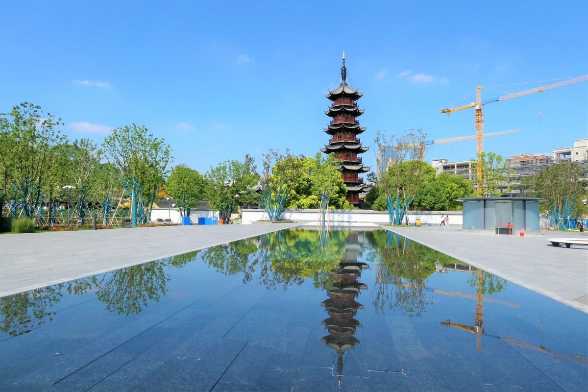 【上海龙华宝塔】