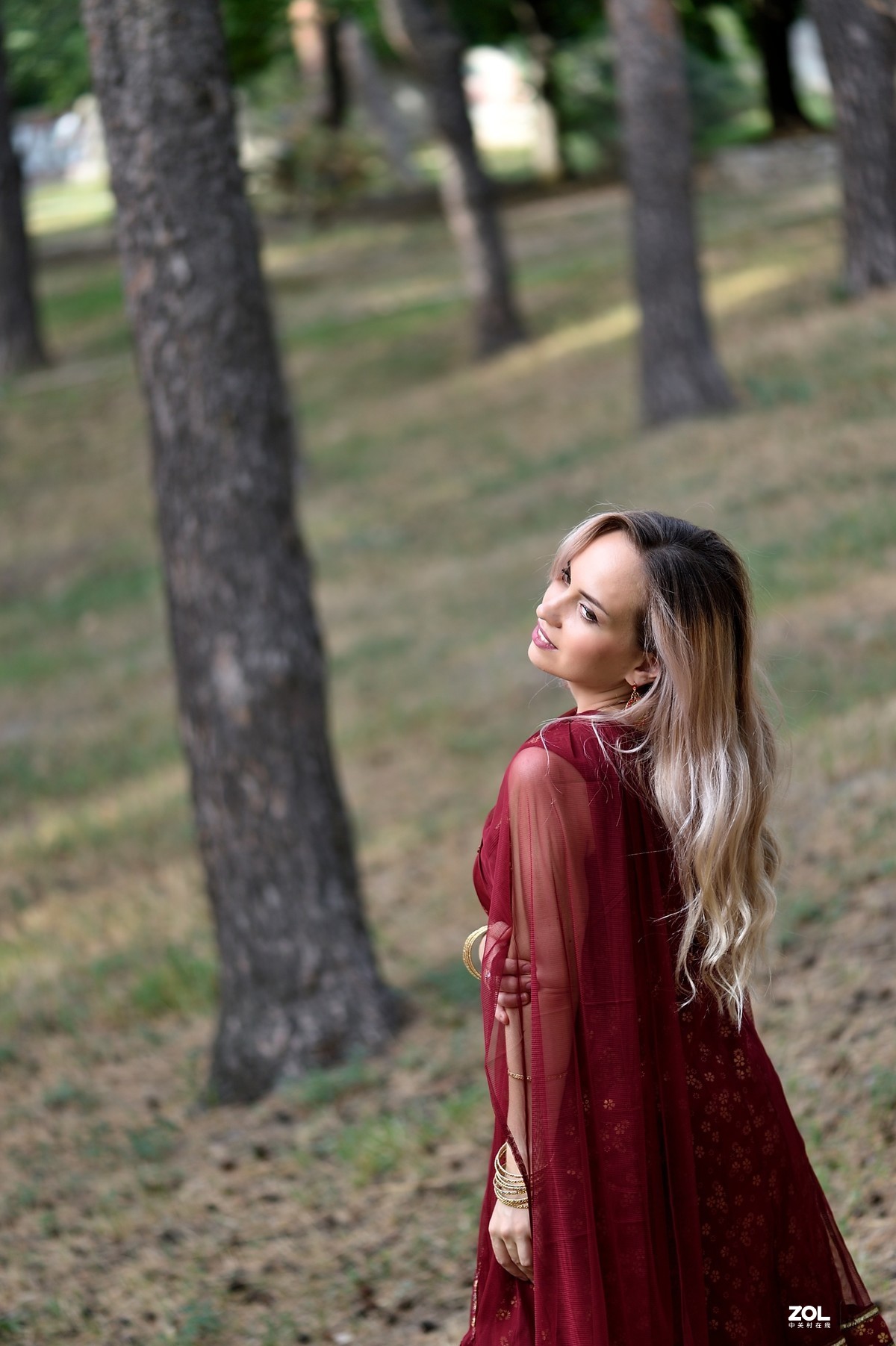 微距镜头人像与纪实