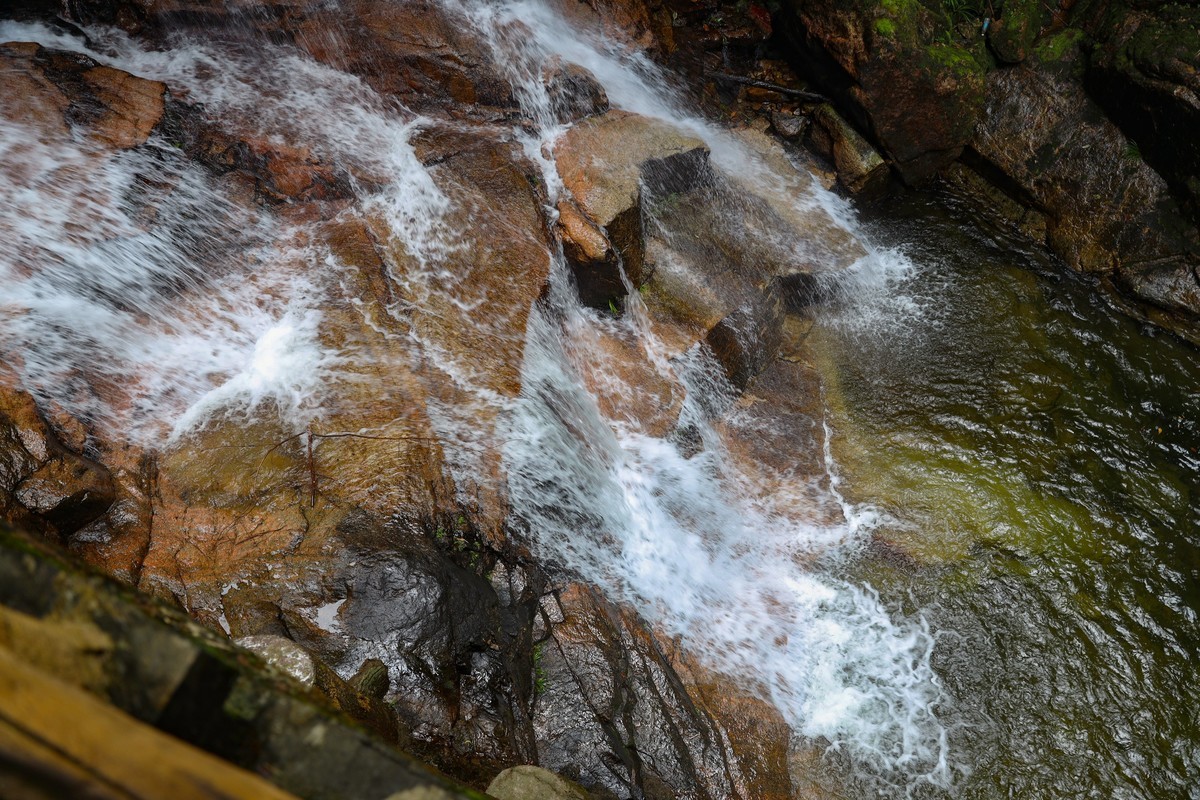 湖南郴州--莽山地质公园水帘洞12