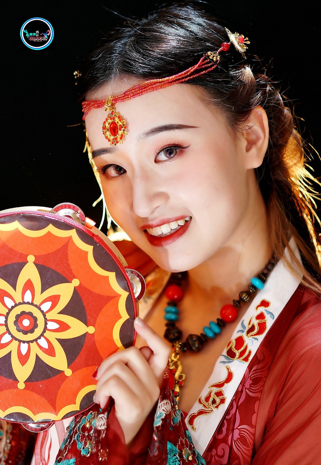 三月天西域姑娘暮夏