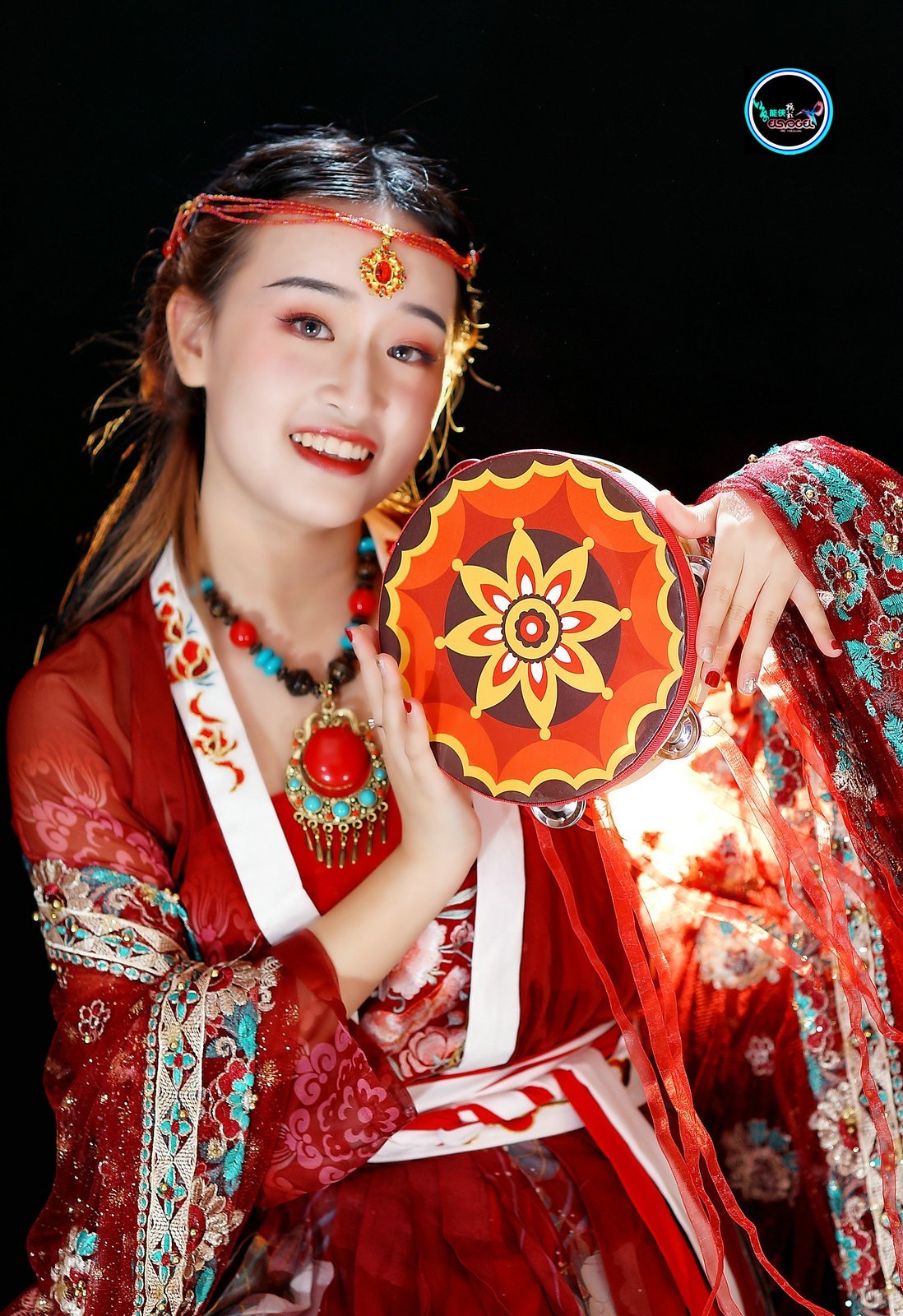 三月天西域姑娘暮夏