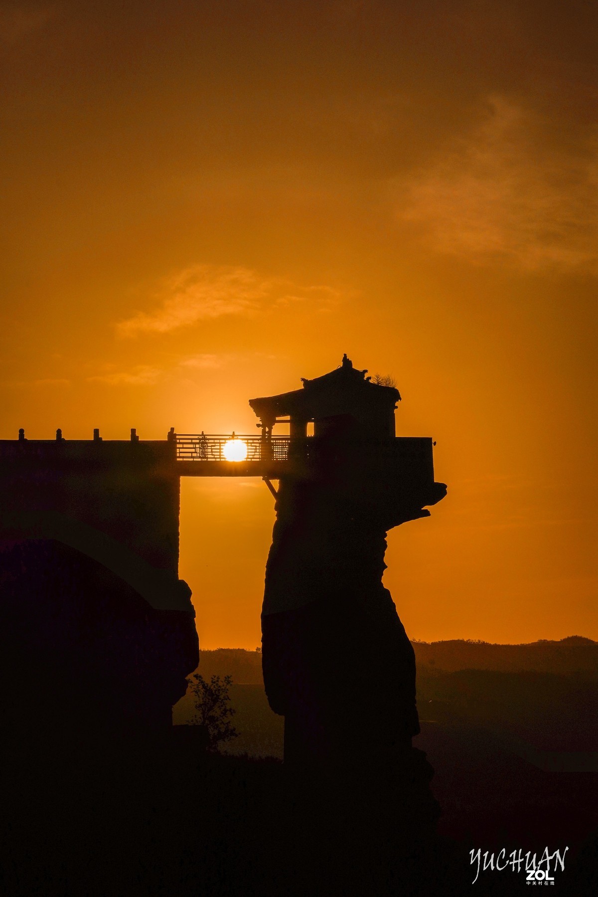 陕西佳县：日照香炉  钰钏文化