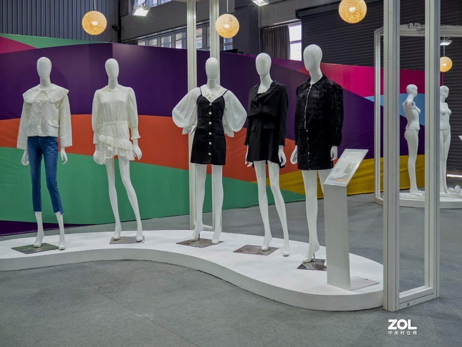 快门太慢，盲拍失利