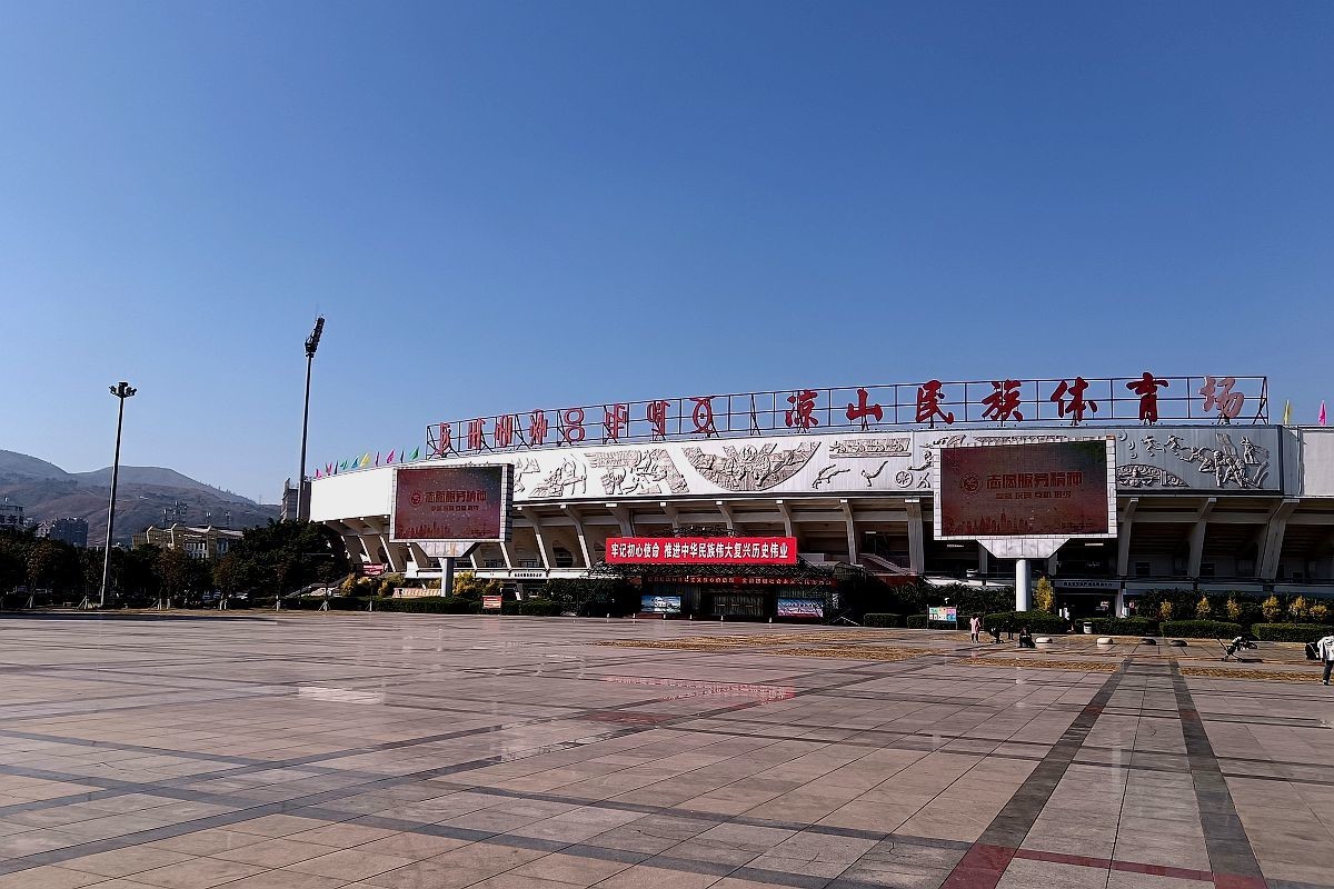 逛路没带相机，用手机拍了几张